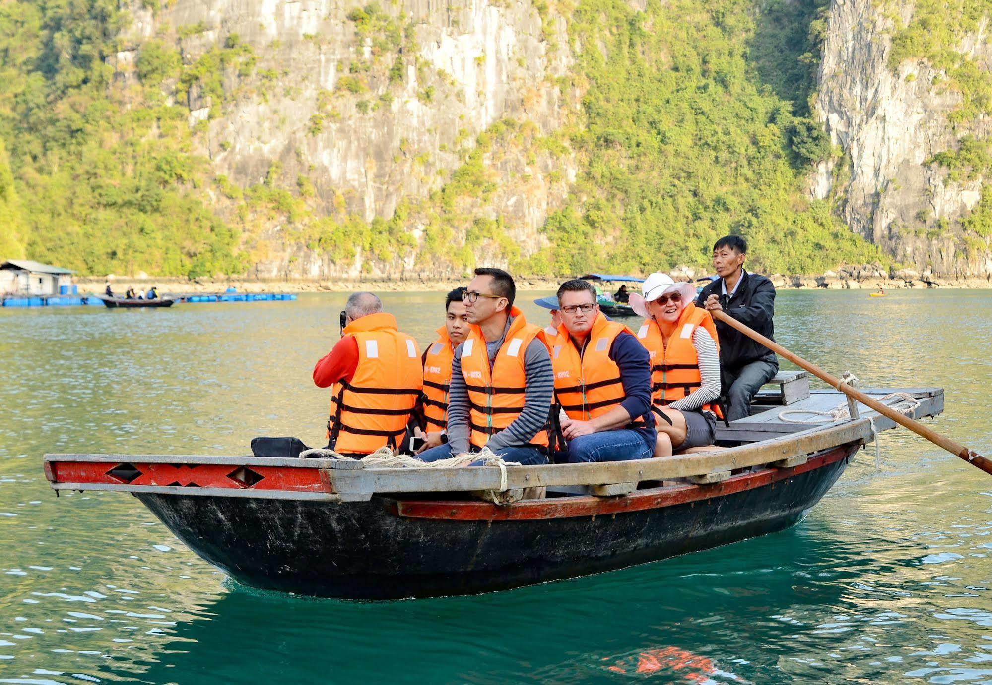 Paradise Sails Cruise Ha Long Buitenkant foto