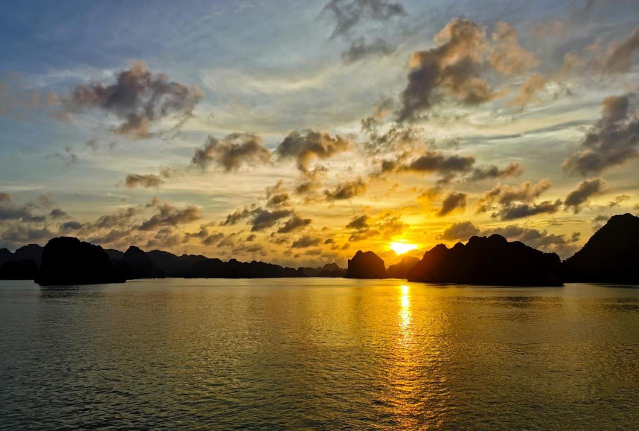 Paradise Sails Cruise Ha Long Buitenkant foto