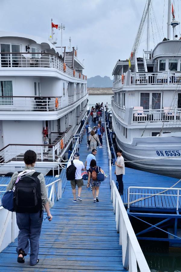 Paradise Sails Cruise Ha Long Buitenkant foto